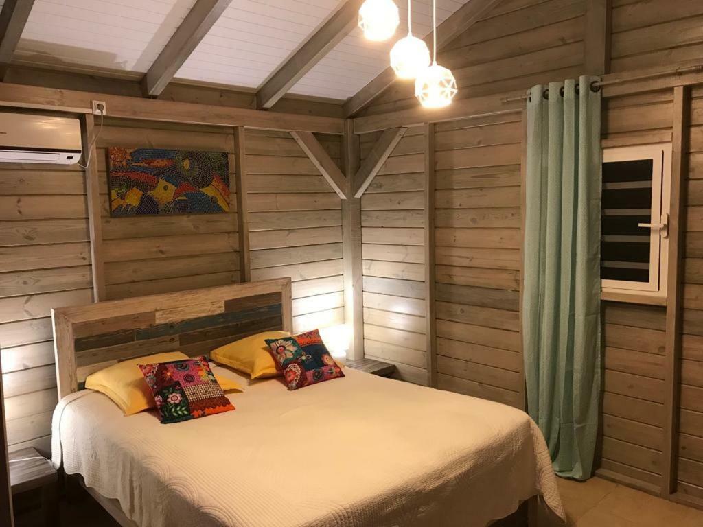 Charmant Bungalow Au Coeur De L'Ile Baie-Mahault Kültér fotó