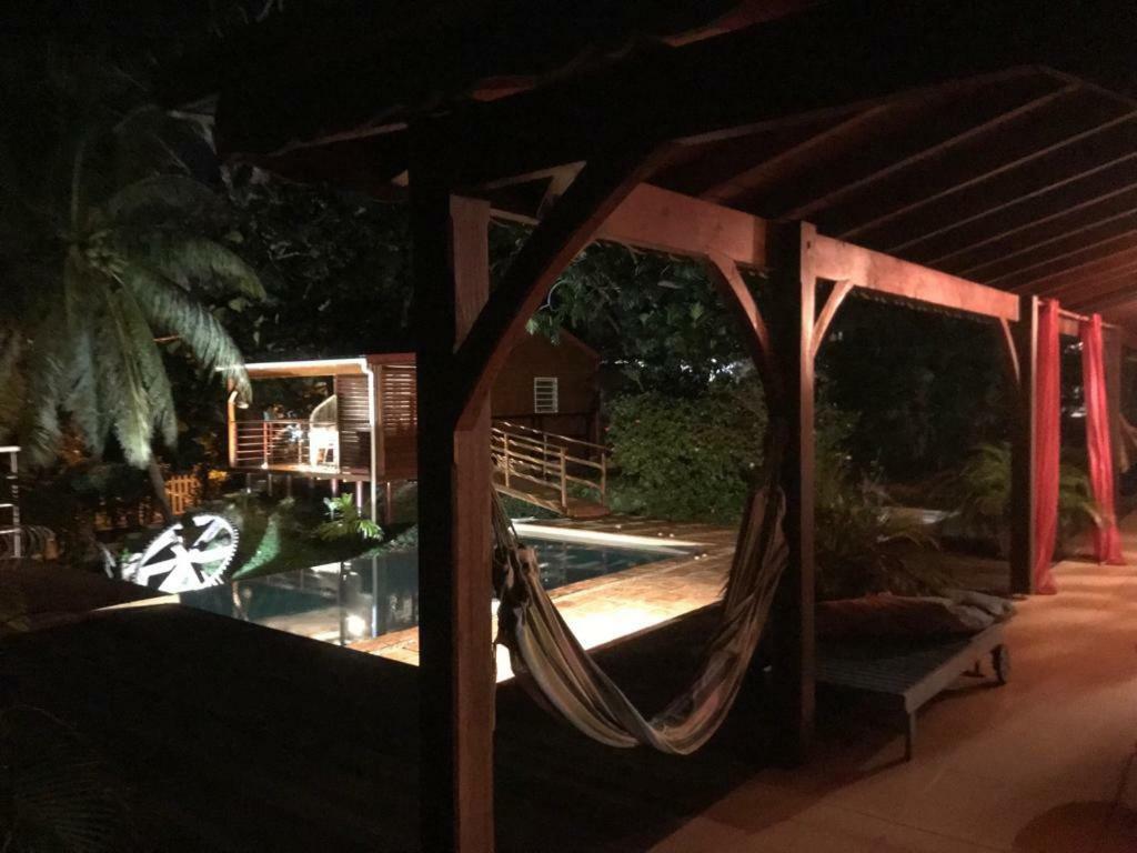 Charmant Bungalow Au Coeur De L'Ile Baie-Mahault Kültér fotó